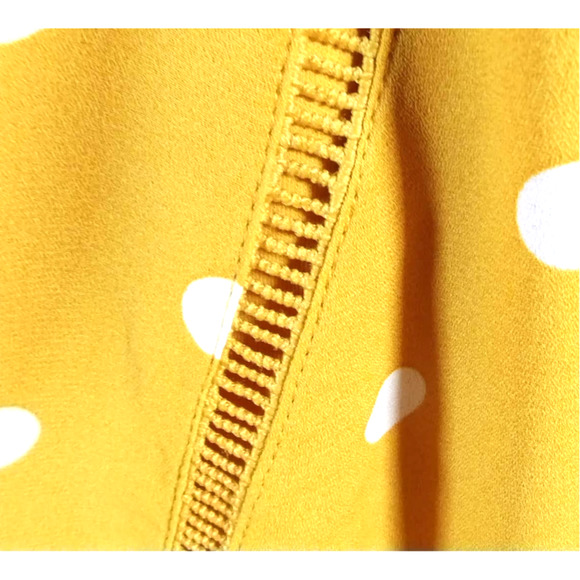 Layne Bryant Spring, Summer Sleeveless Polka-Dot Shirt, Size 18, Yellow - Picture 3 of 6
